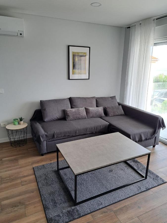 B & R Summer Breeze Apartments Нін Екстер'єр фото
