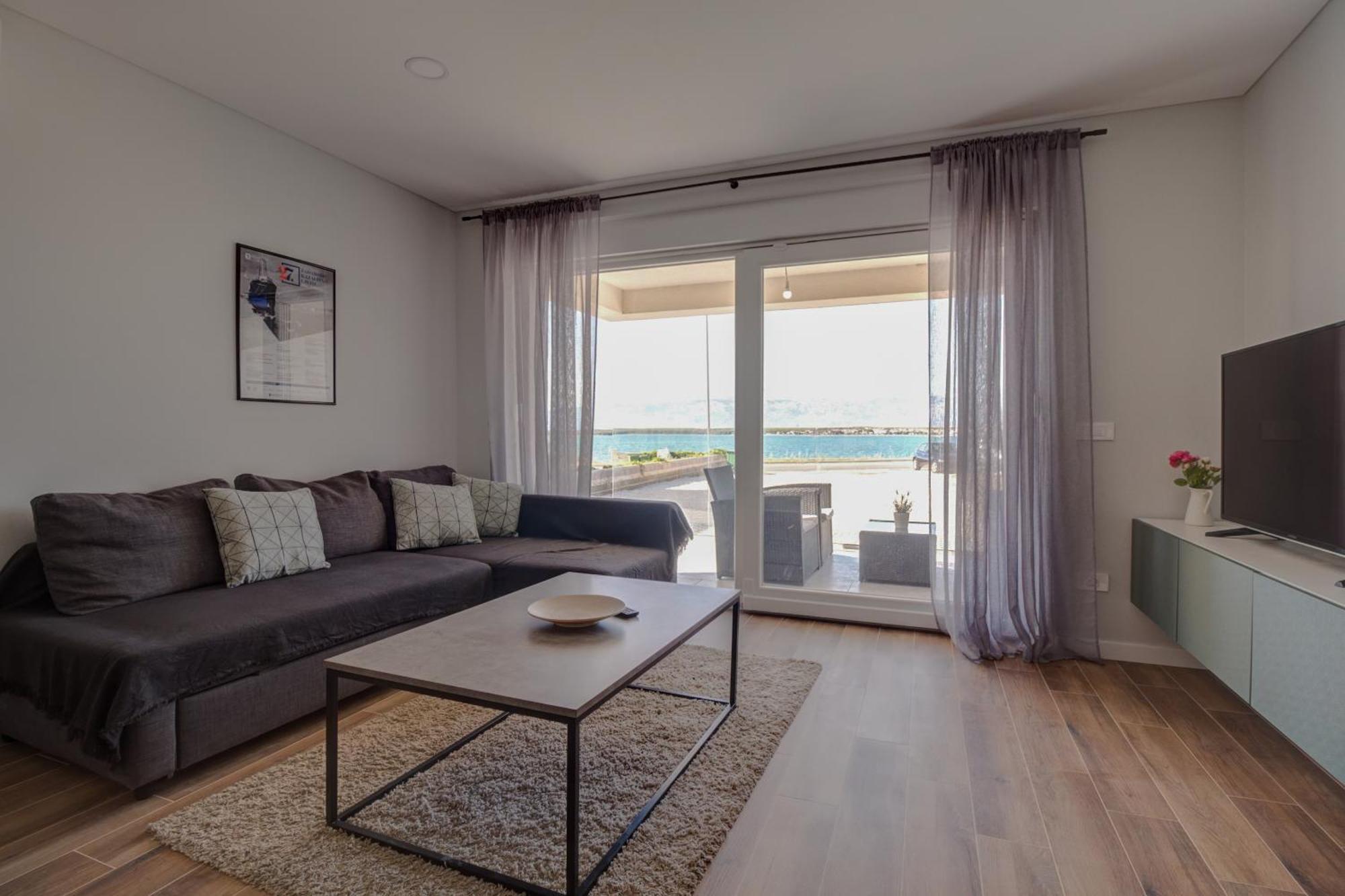 B & R Summer Breeze Apartments Нін Екстер'єр фото