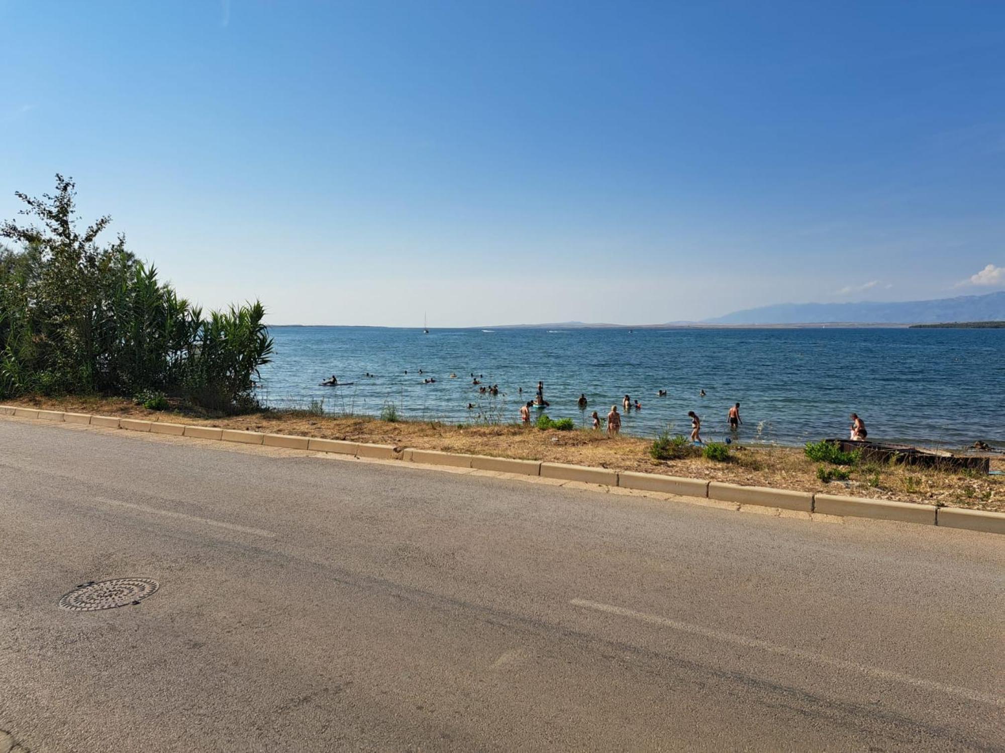 B & R Summer Breeze Apartments Нін Екстер'єр фото
